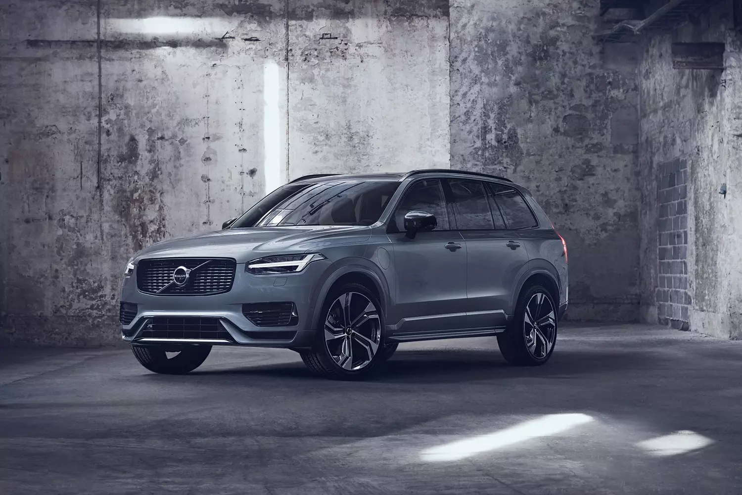 Volvo XC90 - Có gì bên trong chiếc xe được đánh giá an toàn nhất thế giới? - Cửa đóng mở nhanh của Nam Phát Mavi